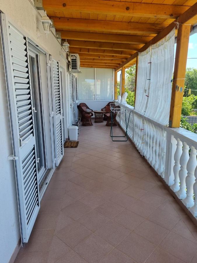 Apartment Mate Sukošan Kültér fotó